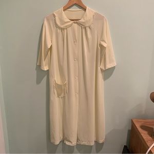 🏷️ Vintage Shadowline Pale Yellow Nylon Lace Nightgown Robe Small